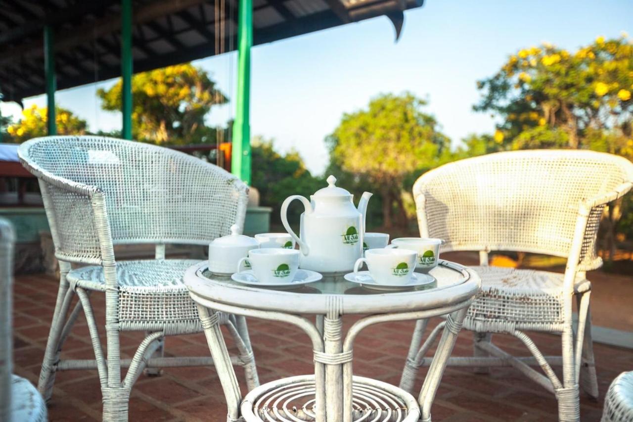 Nil Sisila Beach Resort Яла Екстериор снимка