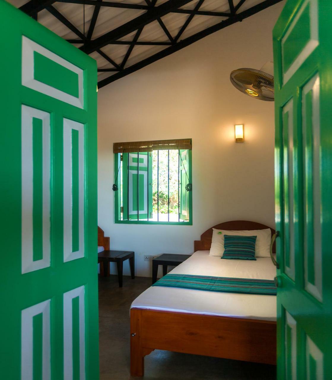 Nil Sisila Beach Resort Яла Екстериор снимка